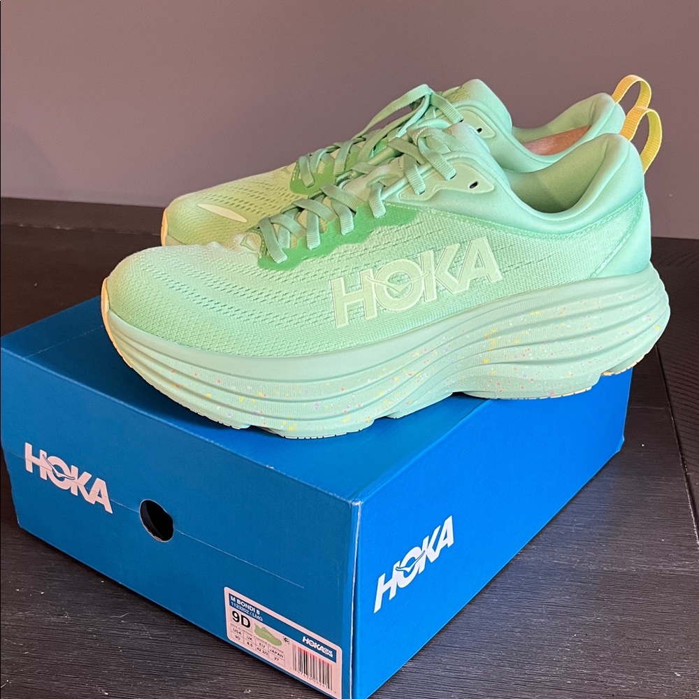 NEW Hoka Bondi 8. Size 9. Light Green Athletic Sneakers